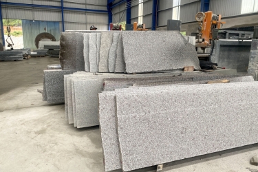 NHỮNG ƯU ĐIỂM VÀ NHƯỢC ĐIỂM CỦA ĐÁ HOA CƯƠNG MÀ BẠN NÊN BIẾT