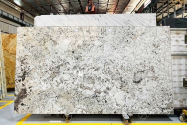 TỔNG HỢP NHỮNG MẪU “ĐÁ HOA CƯƠNG” ĐƯỢC ƯA CHUỘNG NHẤT HIỆN NAY